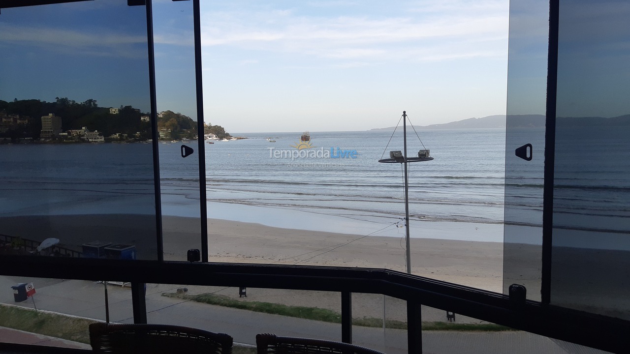 Apartment for vacation rental in Itapema (Centro)