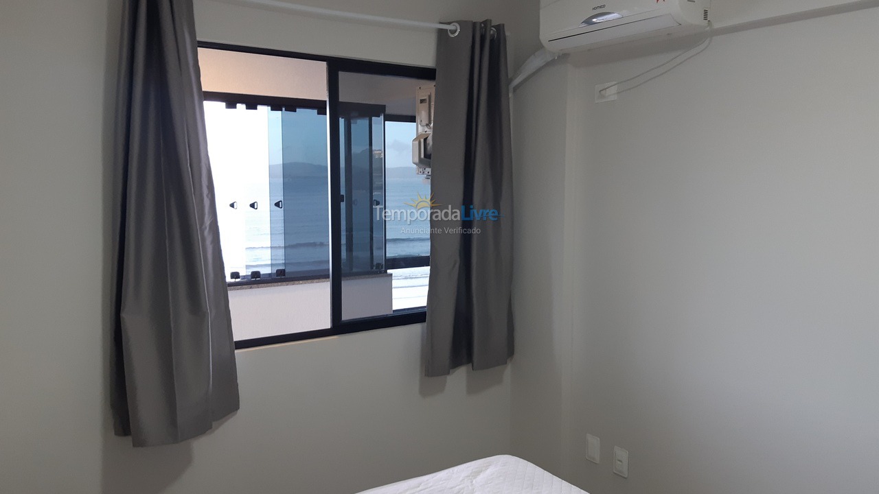 Apartment for vacation rental in Itapema (Centro)