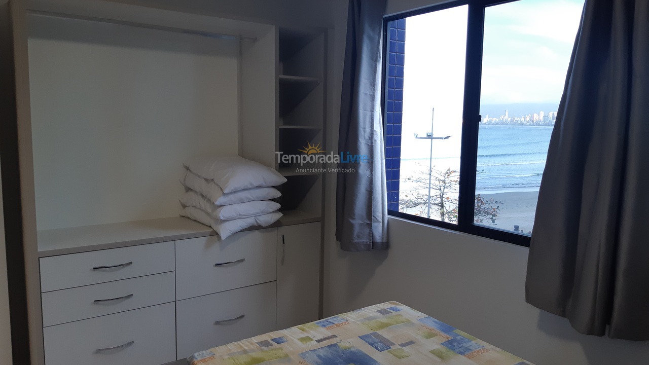 Apartment for vacation rental in Itapema (Centro)