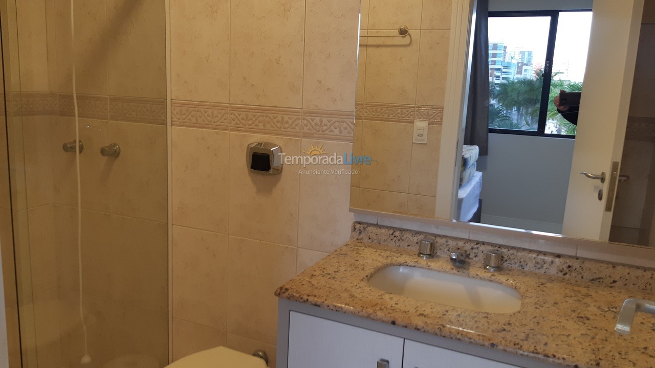 Apartment for vacation rental in Itapema (Centro)