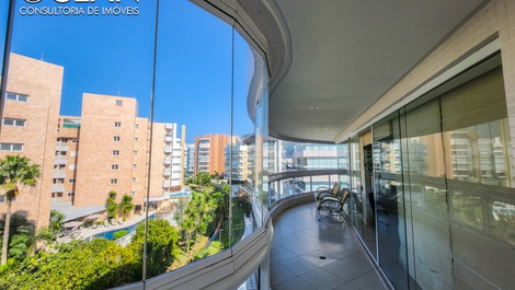 Foot on the sand ! There are 3 suites - Mod.7