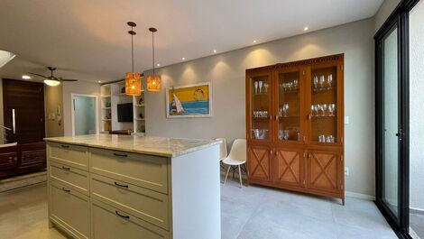 Beautiful townhouse on Mariscal beach