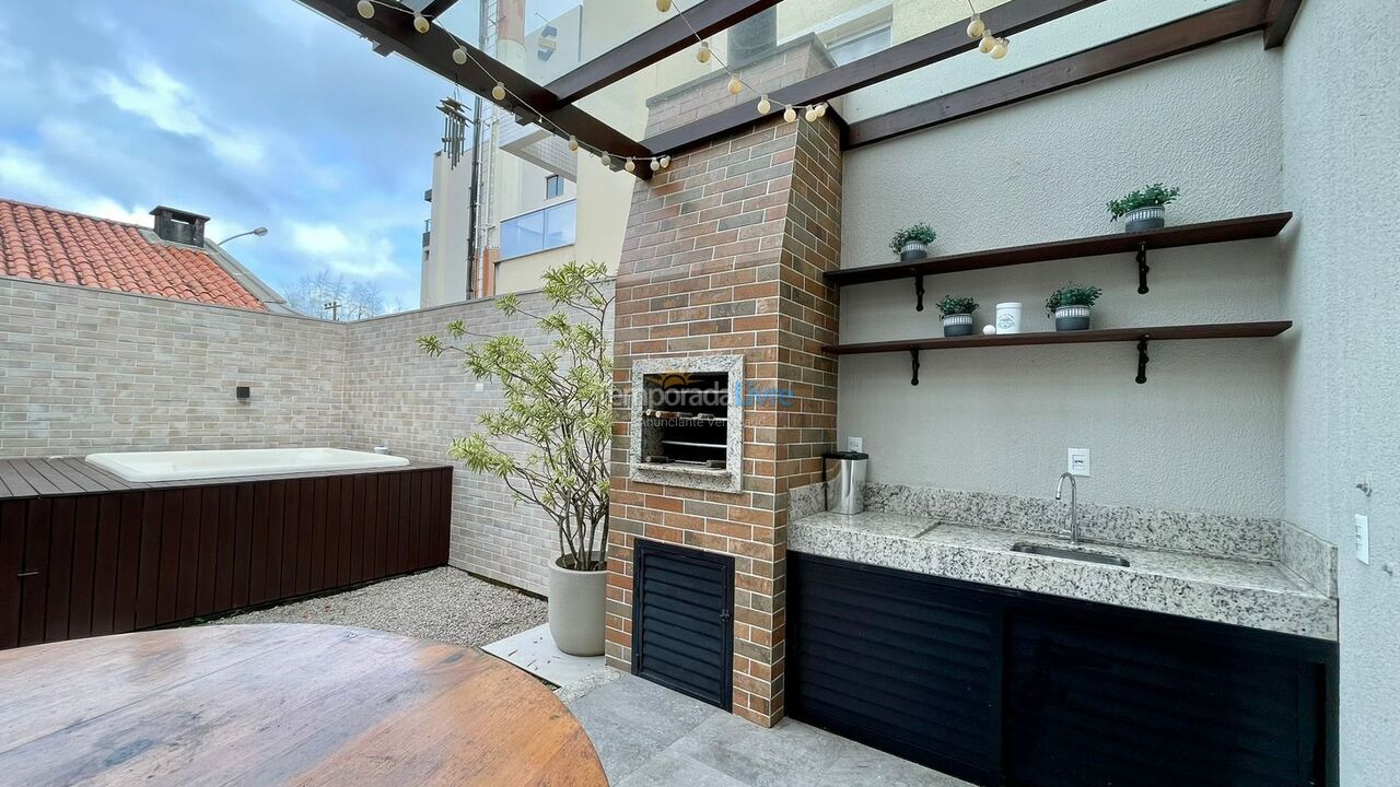 House for vacation rental in Bombinhas (Mariscal)