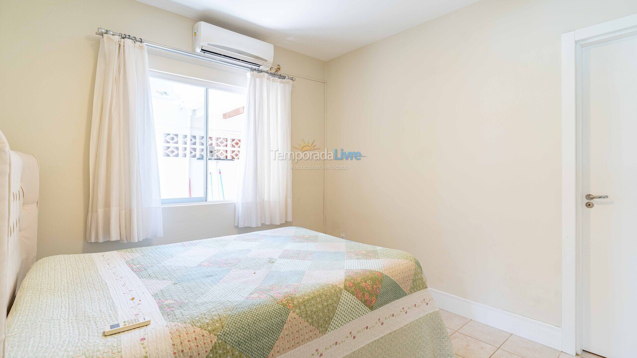 Casa para aluguel de temporada em Bombinhas (Canto Grande)