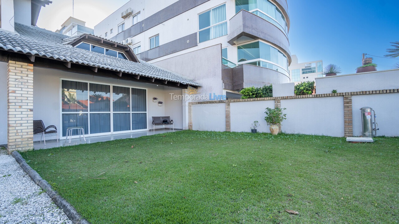 Casa para alquiler de vacaciones em Bombinhas (Mariscal)