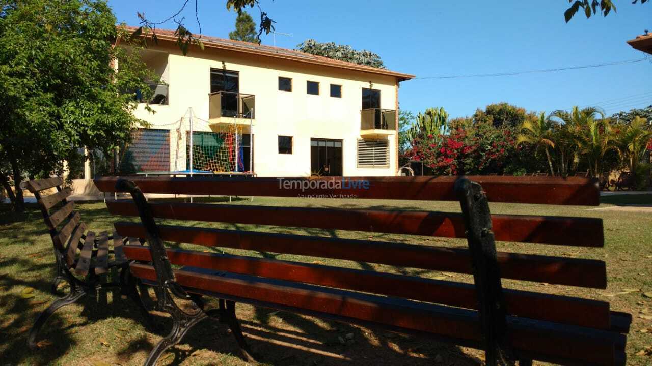 Chácara / sítio para aluguel de temporada em Arujá (Bairro Jaguari)