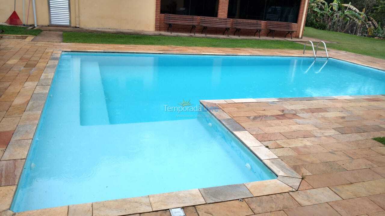 Chácara / sítio para aluguel de temporada em Arujá (Bairro Jaguari)