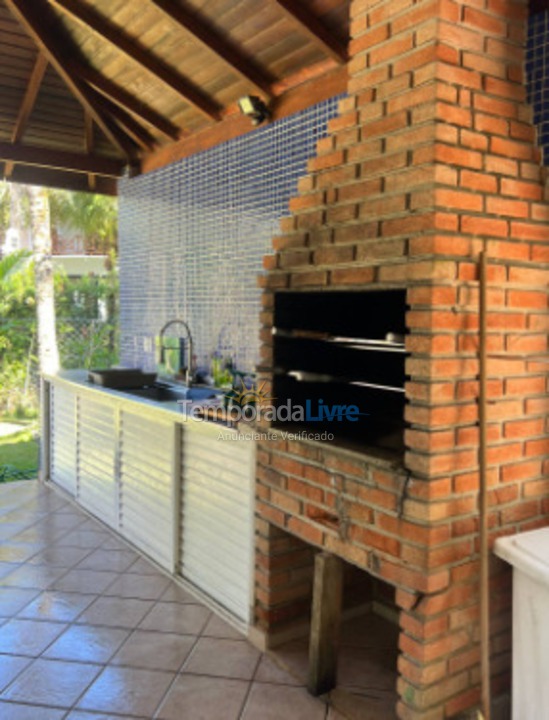 Casa para alquiler de vacaciones em Bertioga (Praia de Guaratuba)
