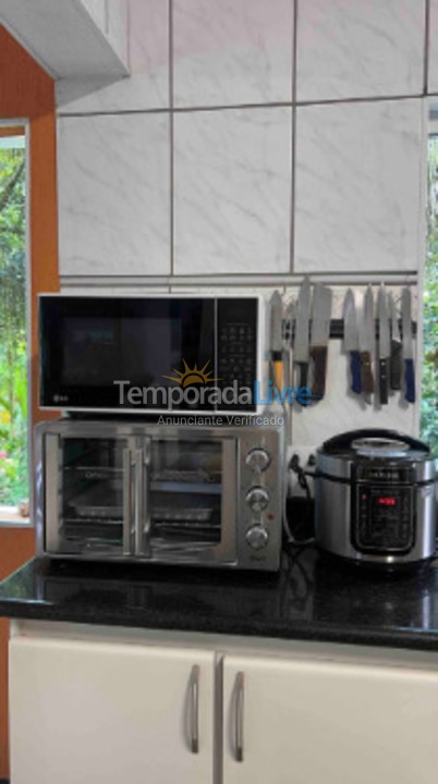 Casa para alquiler de vacaciones em Bertioga (Praia de Guaratuba)