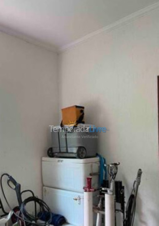 Casa para alquiler de vacaciones em Bertioga (Praia de Guaratuba)