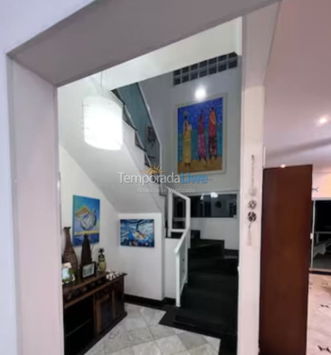 Casa para alquiler de vacaciones em Bertioga (Praia de Guaratuba)