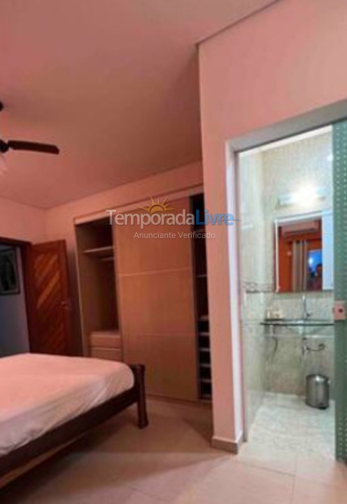 Casa para alquiler de vacaciones em Bertioga (Praia de Guaratuba)