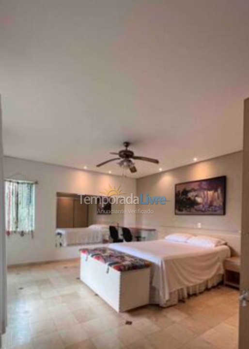 Casa para alquiler de vacaciones em Bertioga (Praia de Guaratuba)