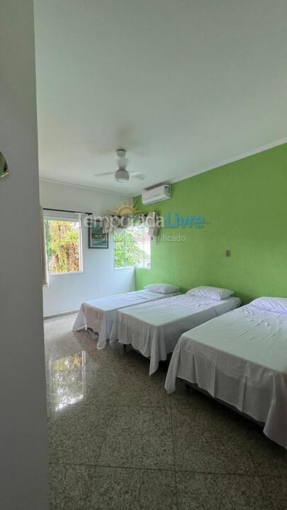 Casa para alquiler de vacaciones em Bertioga (Praia de Guaratuba)