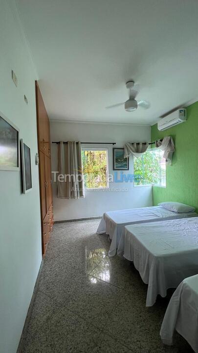 Casa para alquiler de vacaciones em Bertioga (Praia de Guaratuba)