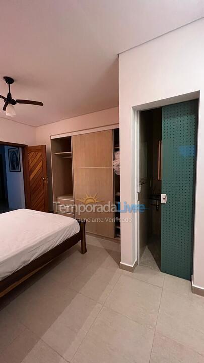 Casa para alquiler de vacaciones em Bertioga (Praia de Guaratuba)