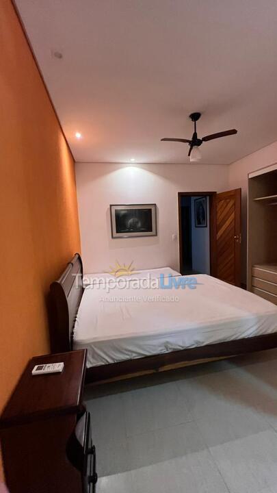 Casa para alquiler de vacaciones em Bertioga (Praia de Guaratuba)