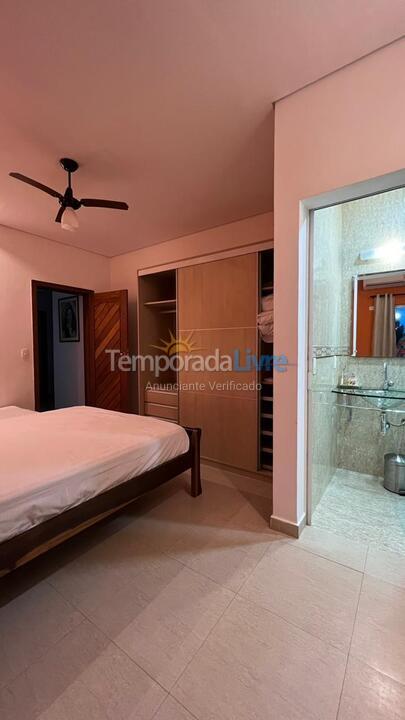 Casa para alquiler de vacaciones em Bertioga (Praia de Guaratuba)