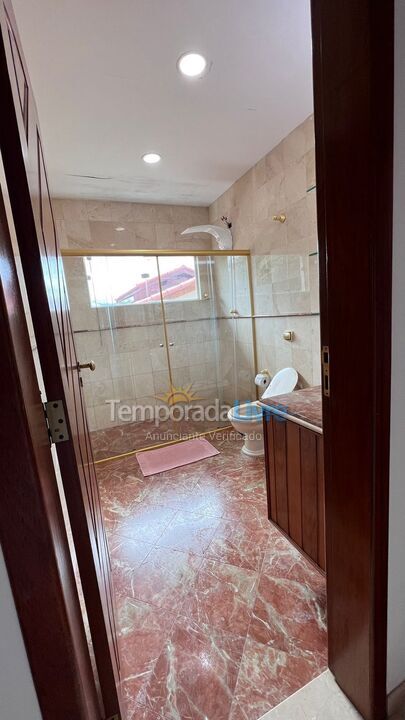 Casa para alquiler de vacaciones em Bertioga (Praia de Guaratuba)