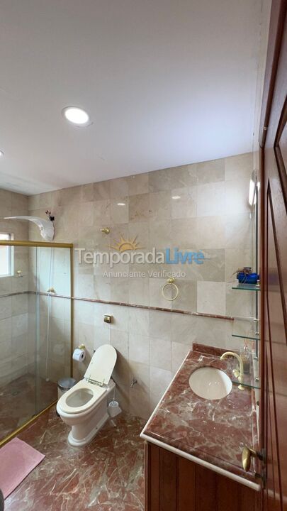 Casa para alquiler de vacaciones em Bertioga (Praia de Guaratuba)