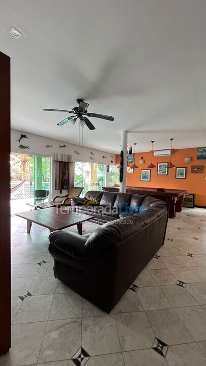 Casa para alquiler de vacaciones em Bertioga (Praia de Guaratuba)