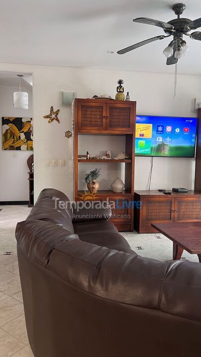 Casa para alquiler de vacaciones em Bertioga (Praia de Guaratuba)