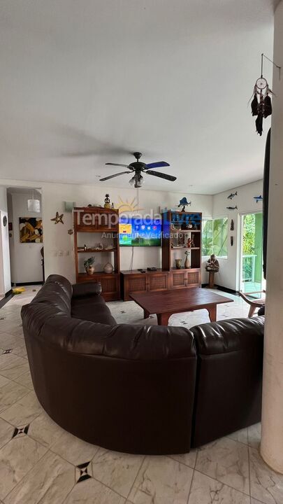 Casa para alquiler de vacaciones em Bertioga (Praia de Guaratuba)