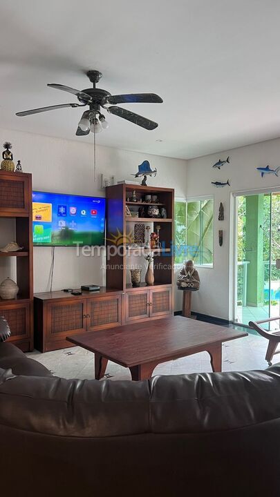 Casa para alquiler de vacaciones em Bertioga (Praia de Guaratuba)