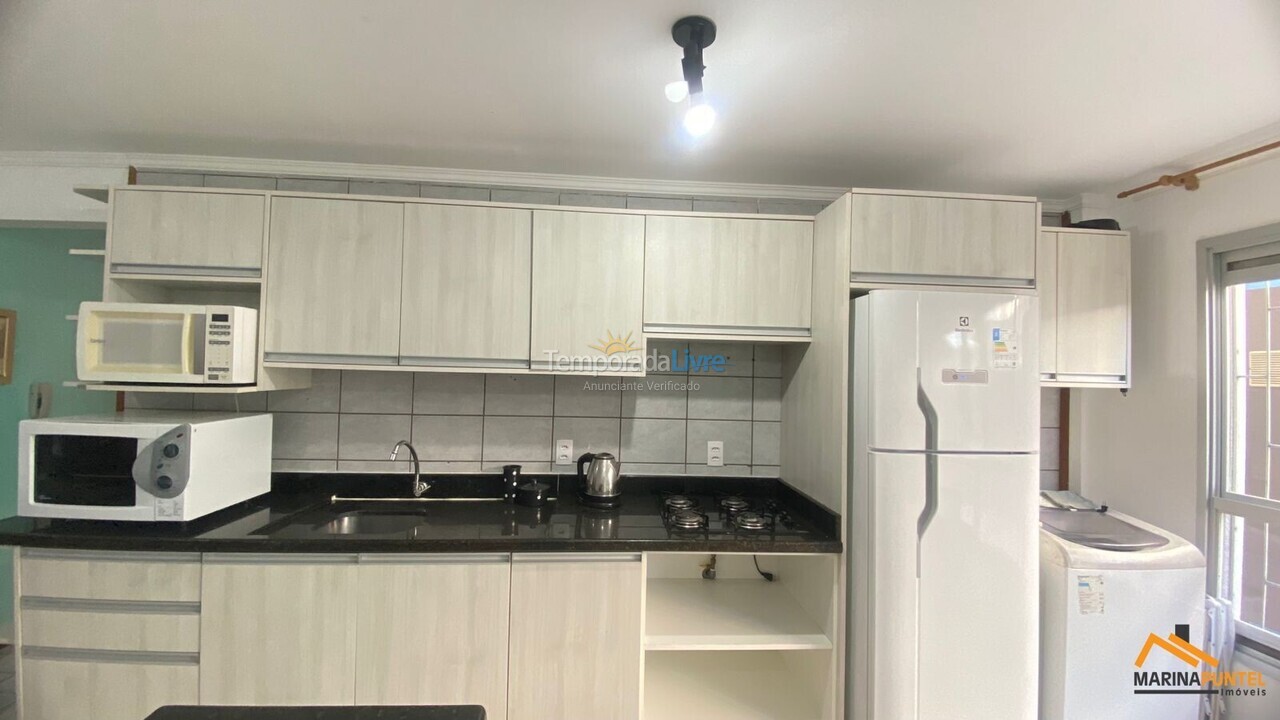 Apartamento para aluguel de temporada em Florianópolis (Jurere Tradicional)