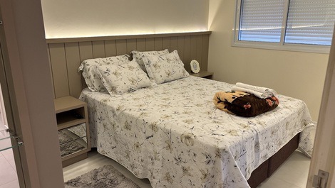 Quarto suíte cama queen