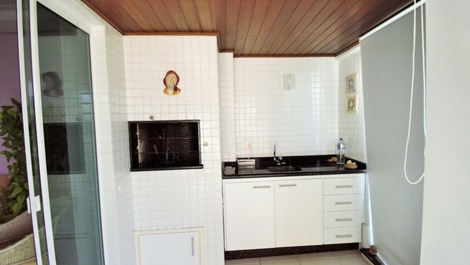 Apartamento Frente Mar em Canasvieiras, Ideal para suas férias!