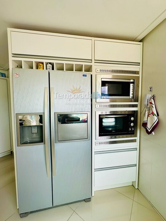 Apartment for vacation rental in Bombinhas (Praia de Bombas)