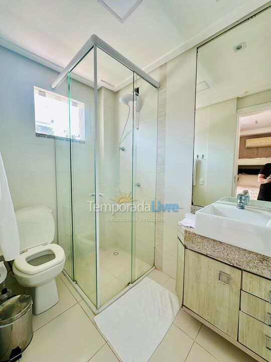 Apartment for vacation rental in Bombinhas (Praia de Bombas)