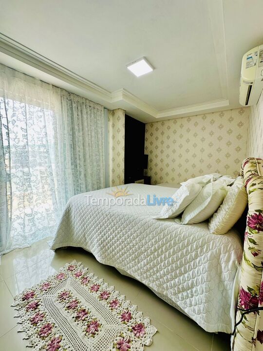 Apartment for vacation rental in Bombinhas (Praia de Bombas)