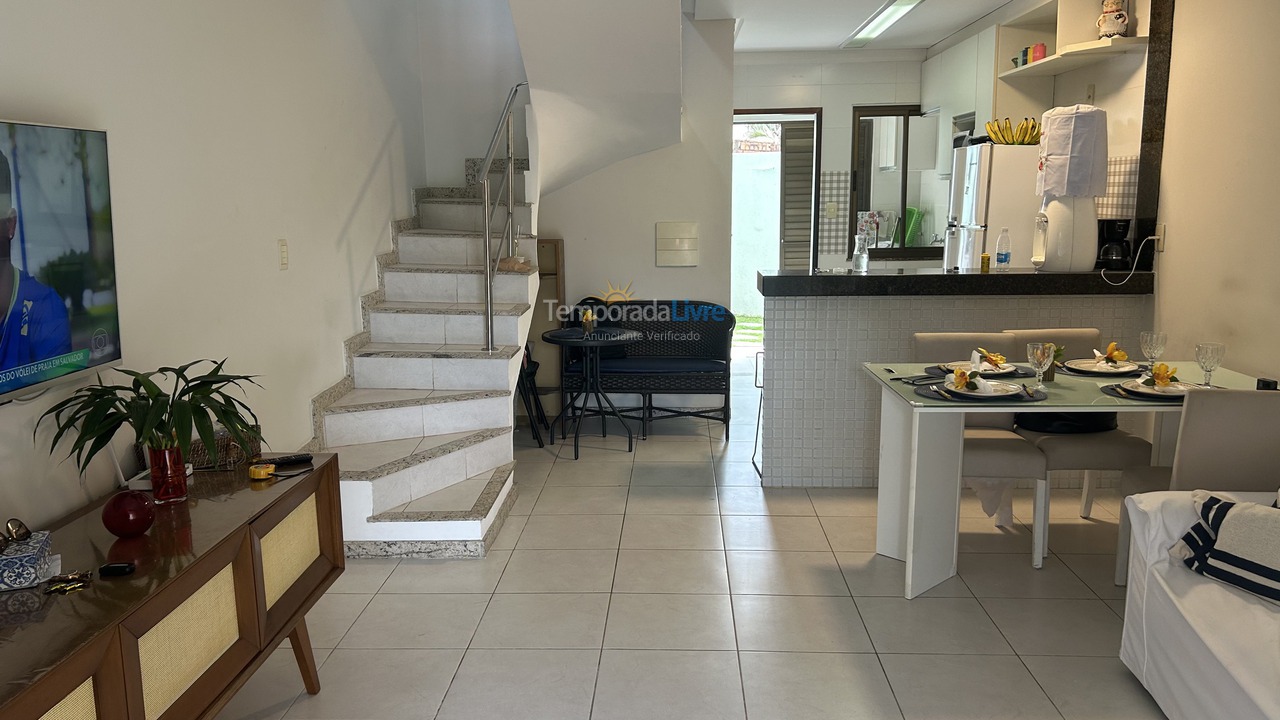 Apartamento para aluguel de temporada em Camaçari (Gurajuba)