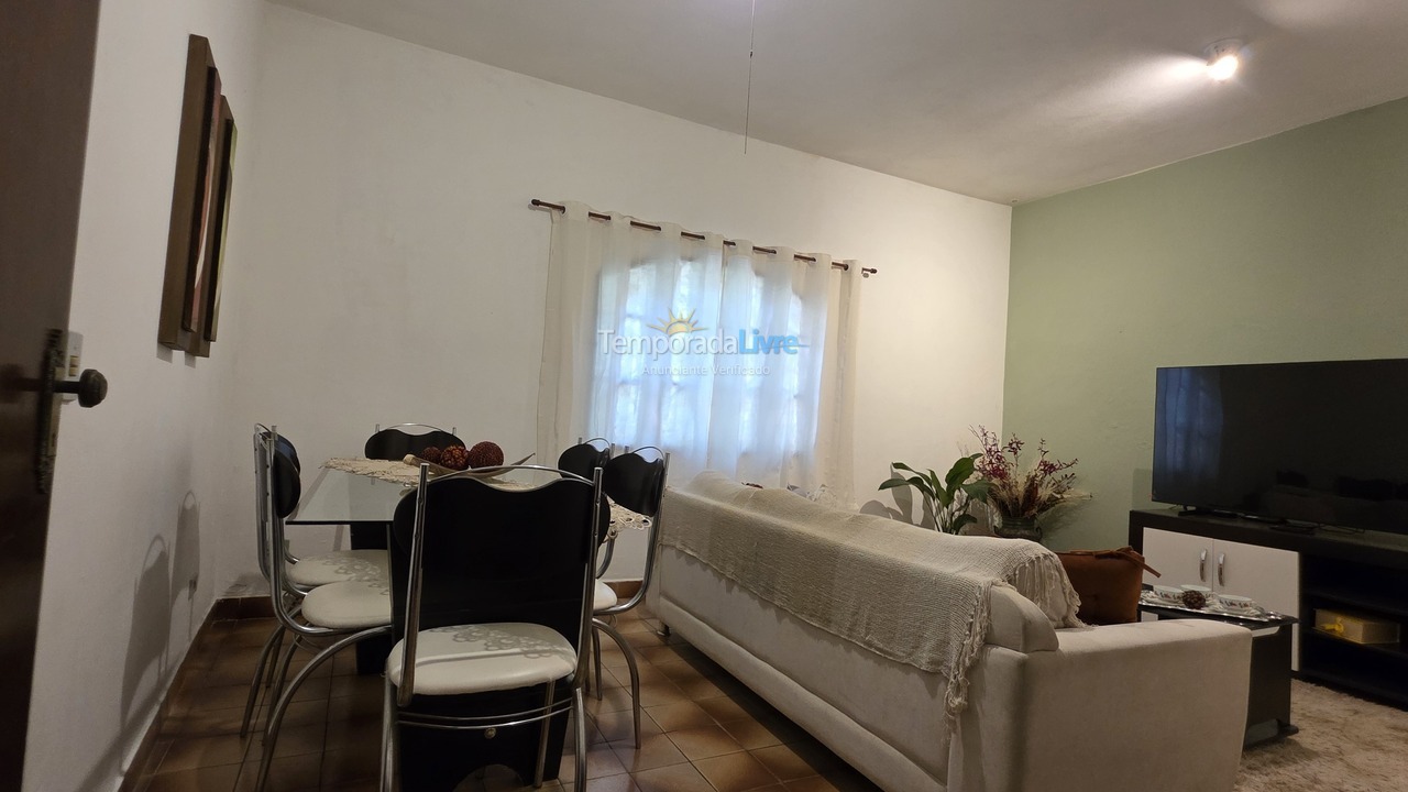 Granja para alquiler de vacaciones em Cotia (Recanto Verde)