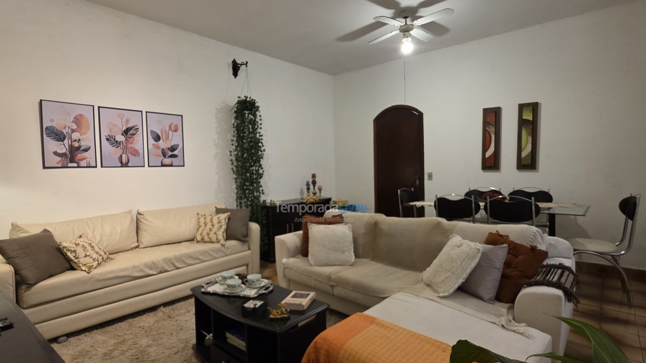 Granja para alquiler de vacaciones em Cotia (Recanto Verde)