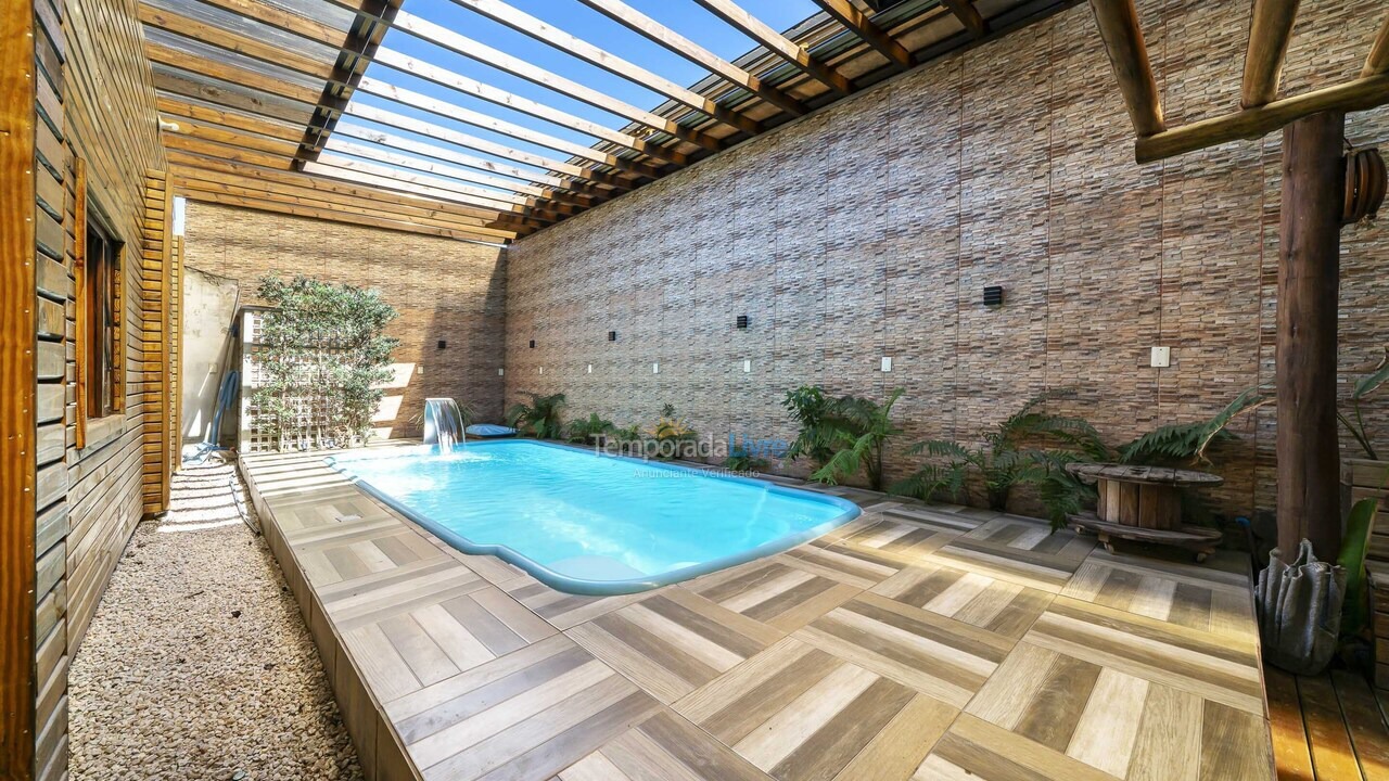 House for vacation rental in Bombinhas (Canto Grande)