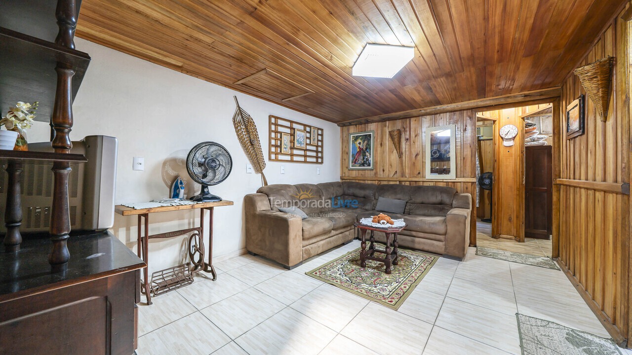 House for vacation rental in Bombinhas (Canto Grande)