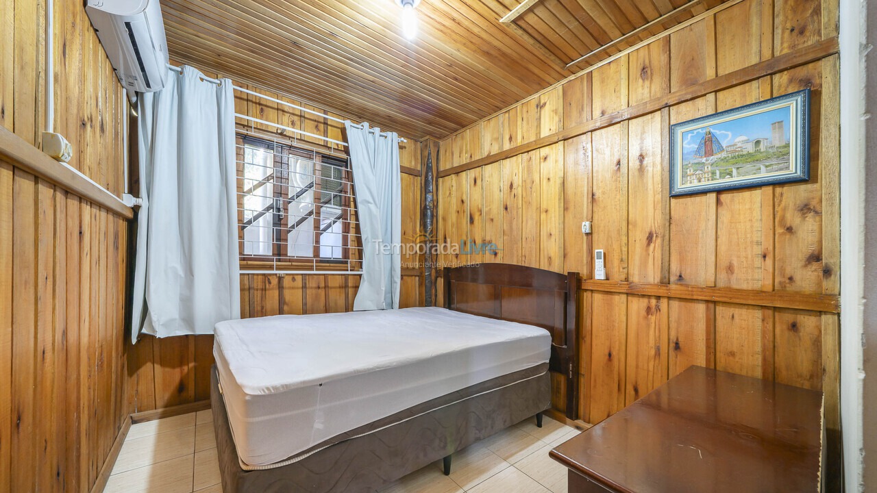 House for vacation rental in Bombinhas (Canto Grande)