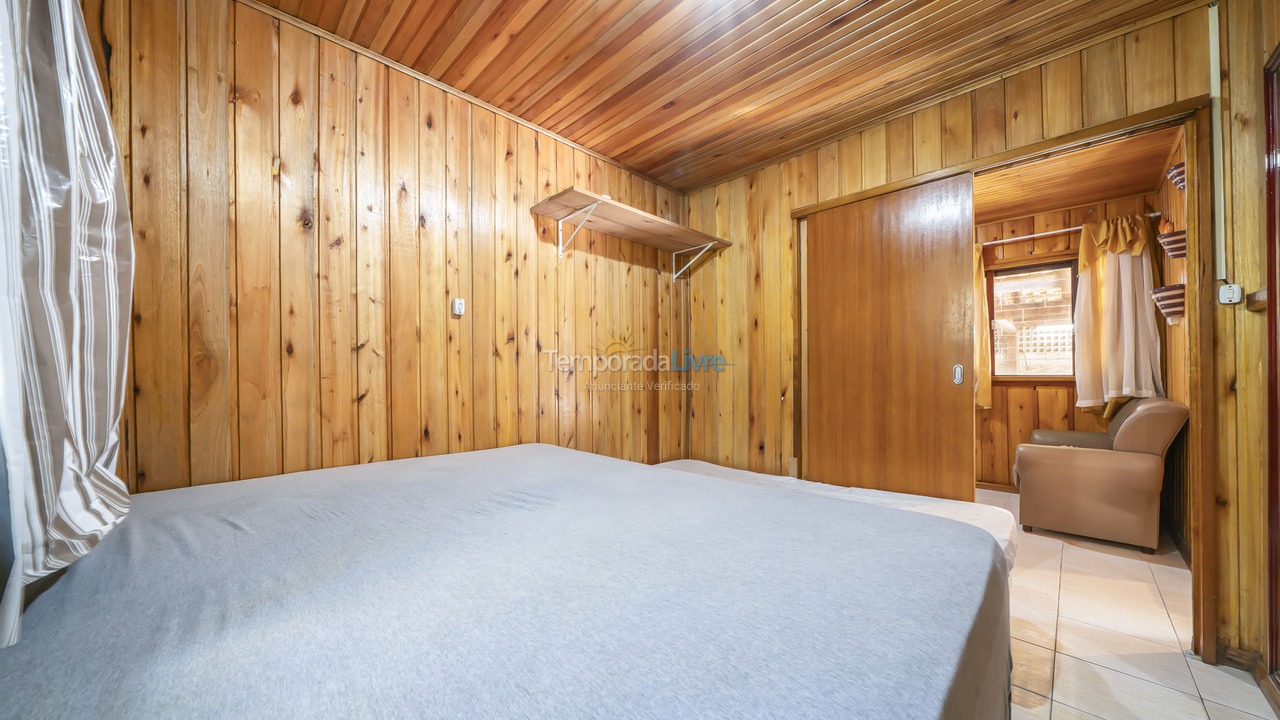 House for vacation rental in Bombinhas (Canto Grande)