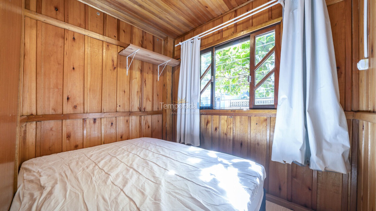 House for vacation rental in Bombinhas (Canto Grande)