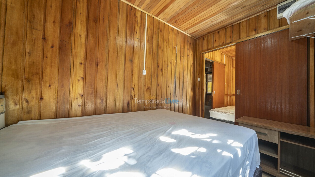 House for vacation rental in Bombinhas (Canto Grande)