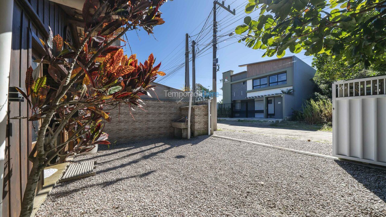 House for vacation rental in Bombinhas (Canto Grande)