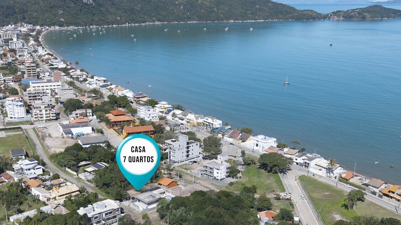 House for vacation rental in Bombinhas (Canto Grande)