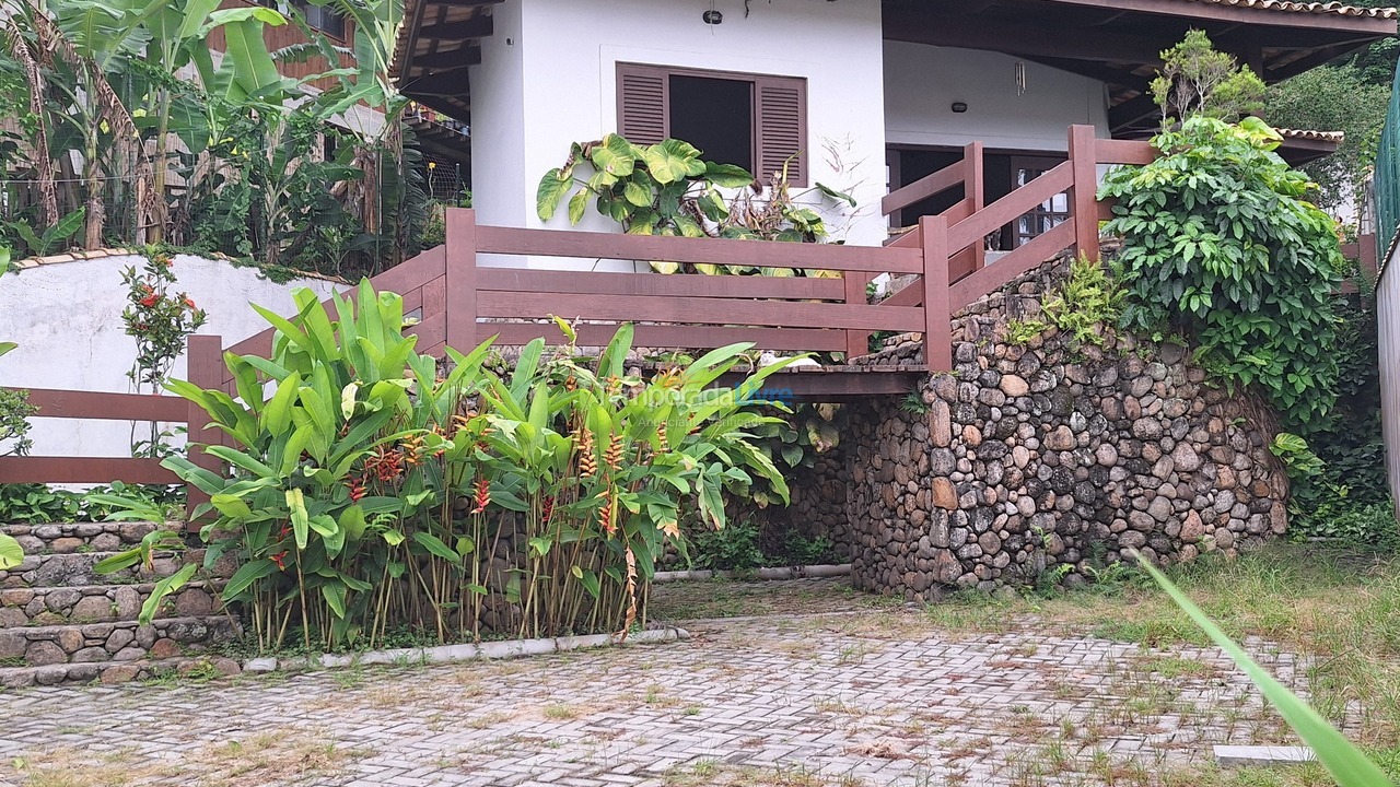 Casa para aluguel de temporada em São Sebastião (Barequeçaba)