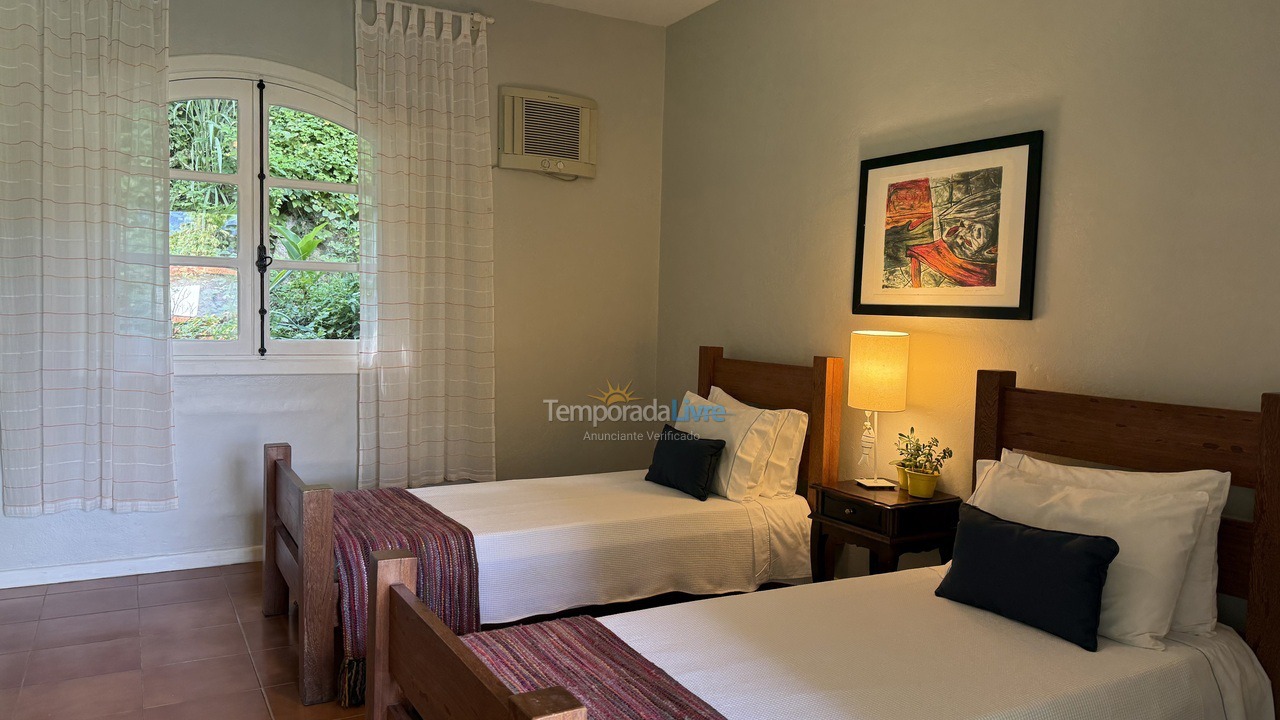 Casa para alquiler de vacaciones em Ilhabela (Praia de Santa Tereza)