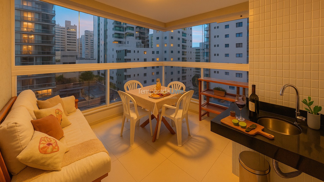 Apartment for vacation rental in Itapema (Meia Praia)