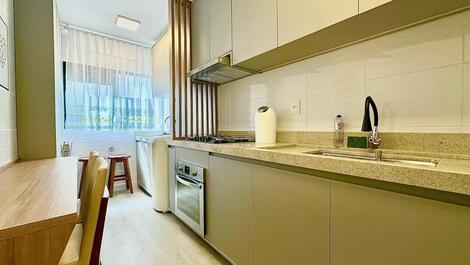 3 bedrooms with air conditioning, Meia Praia beachfront