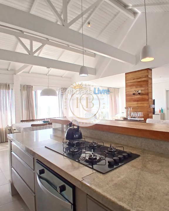 House for vacation rental in Bombinhas (Canto Grande)